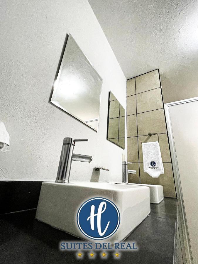 Hotel Suites Del Real サポパン エクステリア 写真