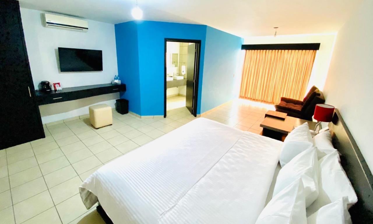 Hotel Suites Del Real サポパン エクステリア 写真